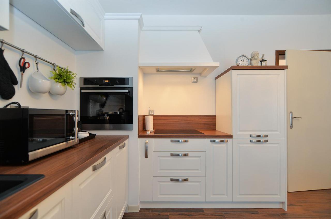 Apartments Marija 1089 โปเรช ภายนอก รูปภาพ